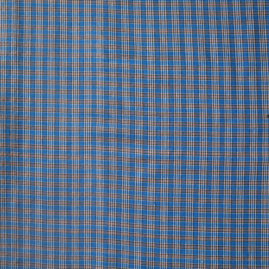 White lined blue checkered lungi