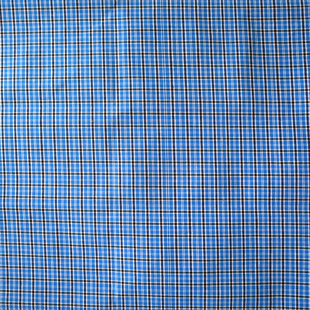 small black/blue checkered Lungi